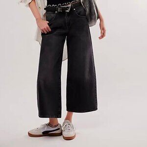 Mischa Wide Leg Jeans in Dark Night size 28